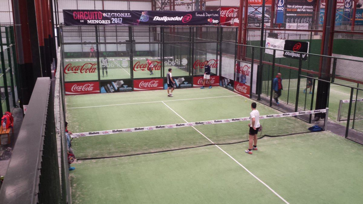 PadelBizkaia's tweet photo. Bienvenidos a los que ya estáis,a los demás os esperamos #TyC1 @padelfederacion @bullpadelsport https://t.co/5nDuQupmku