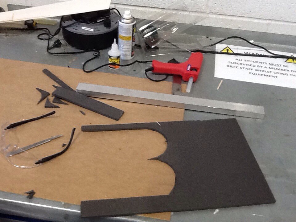 B_FCSchools's tweet image. Students @SaintAidansCEHS constructing their aircraft #YE2017