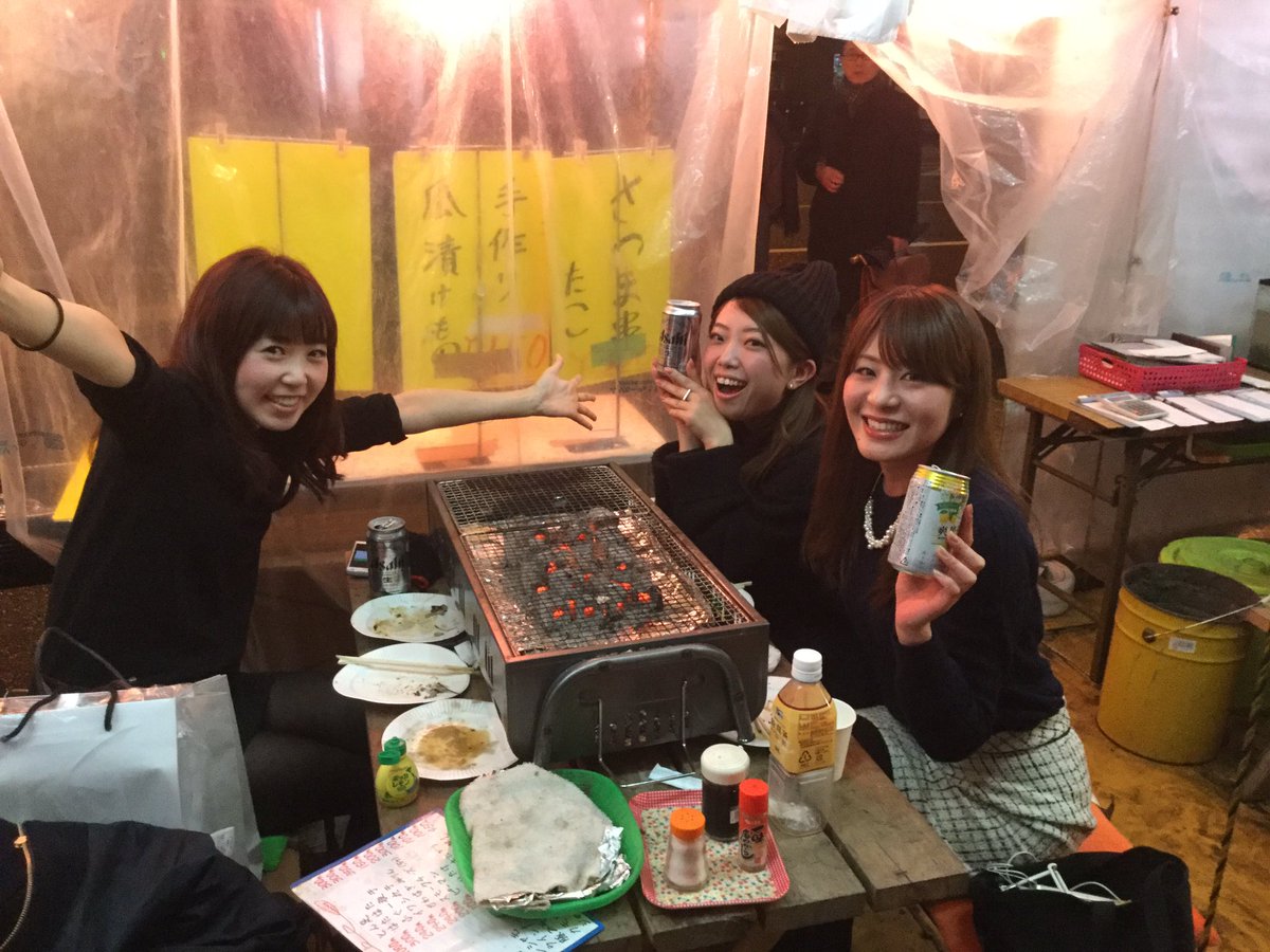 居酒屋 カキ小屋 はやっとぉ 福岡市内では珍しい豊前海一粒かきを扱う店 12 00 22 00まで営業 定休日 火 水 お待ちしておりま す 牡蠣小屋 渡辺通り 福岡市 福岡 天神 福岡市内 渡辺通り 福岡天神牡蠣小屋はやっとぉ 渡辺通り1丁目 牡蠣 居酒屋 カキ小屋 はやっとぉ 福岡市内では珍しい豊前海一粒かきを扱う店 12 00 22 00まで営業 定休日 火 水 お待ちしておりま す 牡蠣小屋 渡辺通り 福岡市 福岡 天神 福岡市内 渡辺通り 福岡天神牡蠣小屋はやっとぉ 渡辺通り1丁目 牡蠣