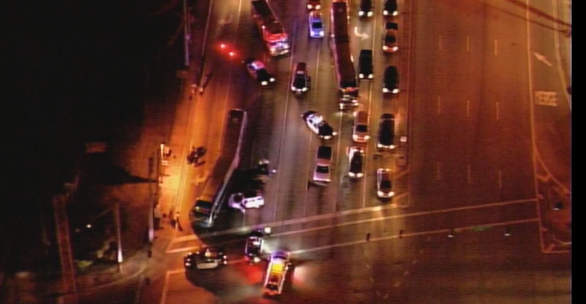 Crash involving bus on NE 163rd St EB at US-1 #trafficalert https://t.co/frXYhGL1rg