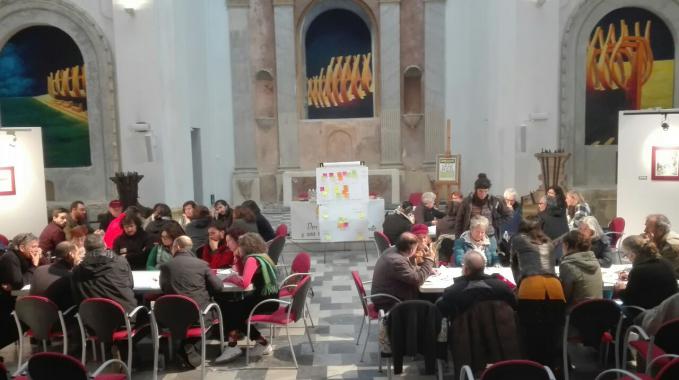 Ya que estamos en plan exibicionista, ahí va crónica del encuentro que dinamizamos @Transicionera sobre #MonedaLocal ow.ly/FFn3308DX9B