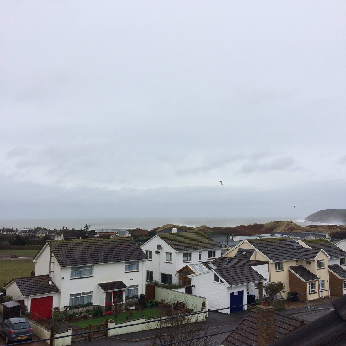 thepointcroyde's tweet image. It's not often you can stand in the roof and watch the waves...