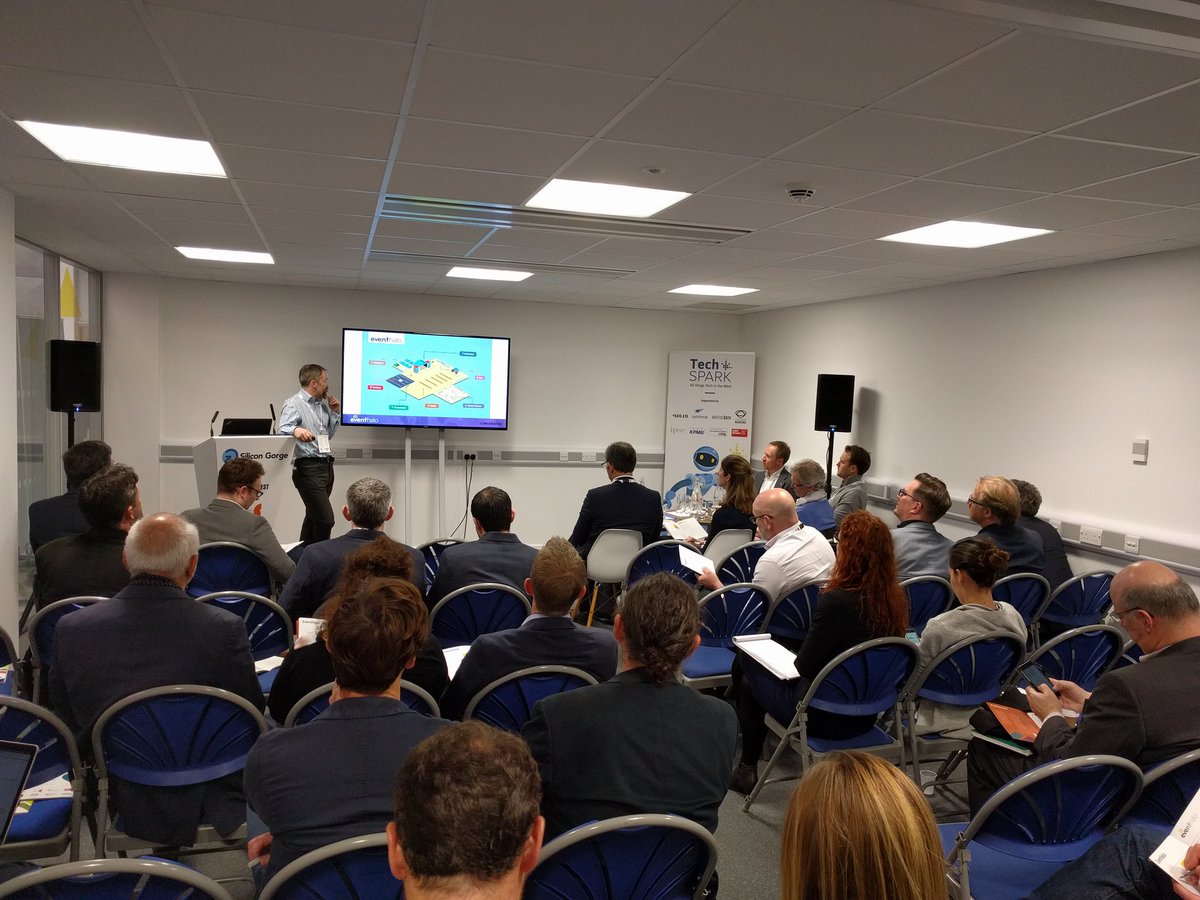 techSPARKuk's tweet photo. There are some very strong pitches at the @venturefestBB @SiliconGorge  #pitching competition. Good luck all! #VFBB17 https://t.co/Sk4gMNCJhq