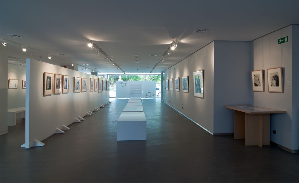 classico_45's tweet photo. galería a.c. #classico45 #arsenioalcalá #arquitectura #interiorismo #arquitecturaInterior #decoración #zaragoza #interiordesign #lighting https://t.co/je5ARYDmFa