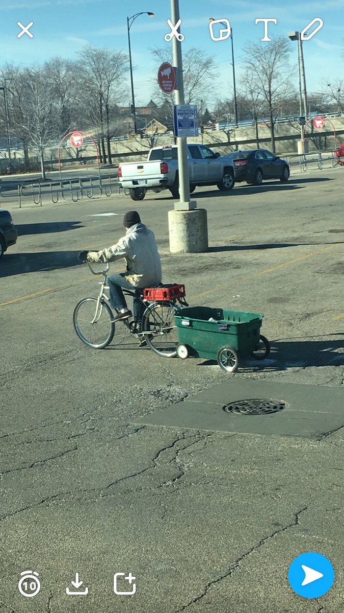 RegionRattata's tweet photo. Meanwhile at Target 🎯🚴🏽 https://t.co/fiLPvSU3Qq