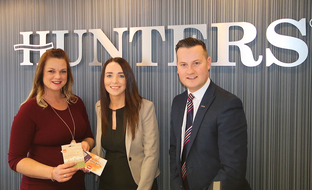 RelocationAgent's tweet photo. Congratulations to Gemma Allen @HuntersGroup who has today receive her £1,000 Gift Vouchers #LocalExperts https://t.co/w3zHqm9aKM