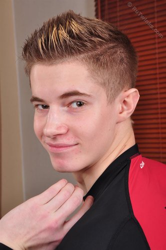 RuTwinks1's tweet photo. New hot Octavian just added https://t.co/U49H7waROs
#supertwinks #gaytwinks https://t.co/DMNQPznOpk