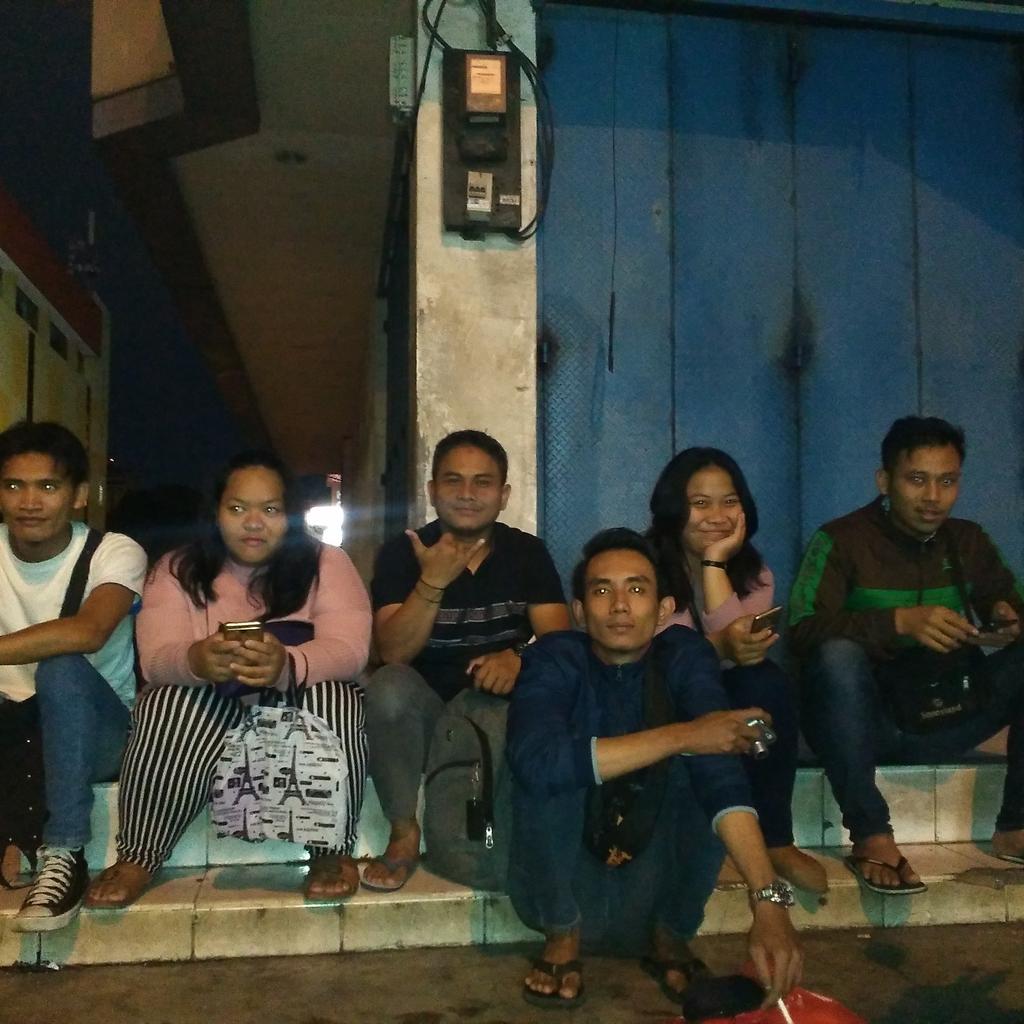 ArrayhanIa tweet picture