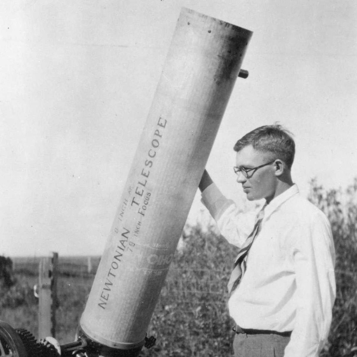 Happy Birthday to Astronomer #ClydeTombaugh, born on this day in 1906. He discovered Pluto in 1930. bit.ly/1PPXq66