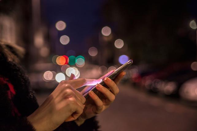 MyNetworkOne's tweet photo. Will 2017 be the year content marketing becomes even more mobile? Get moving with these top tech trends. https://t.co/3xmtID43vC https://t.co/1bwdjZ8kE7