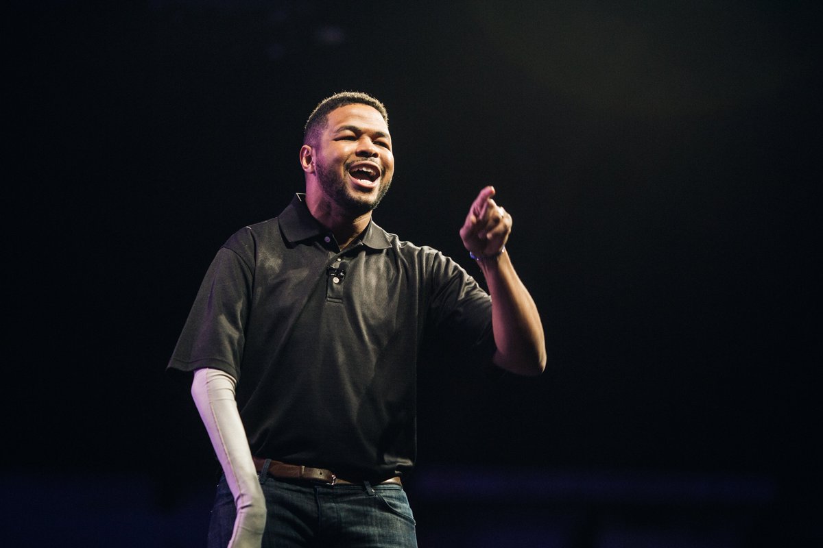 CatalystU2020's tweet photo. eNotes are ready NOW! Take the NEXT step in your #CatalystU2017 experience with notes on each faculty presentation: https://t.co/4pdmD9BINh https://t.co/FL8r05sGcx