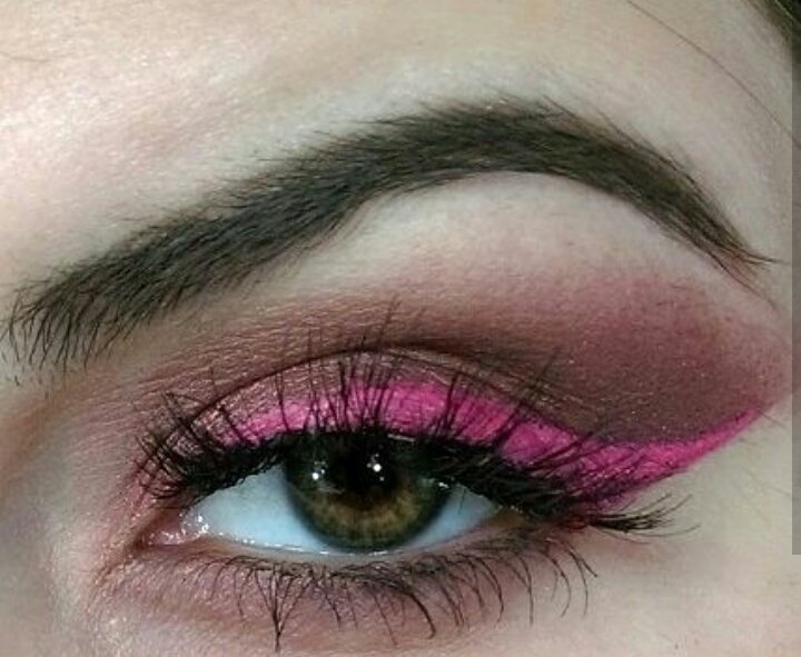 AGMake_up's tweet photo. Eye makeups. #makeup #maquillaje #mua https://t.co/sqm4irjJgJ