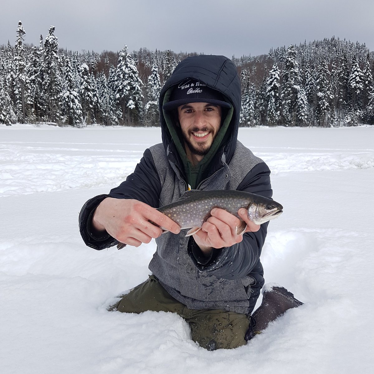 DgWildhuman's tweet photo. Magic spot last day 🐟❄ #trout #lake #fun #snow #powder #catch #life #Quebec #Canada https://t.co/lCJAJ6npcJ