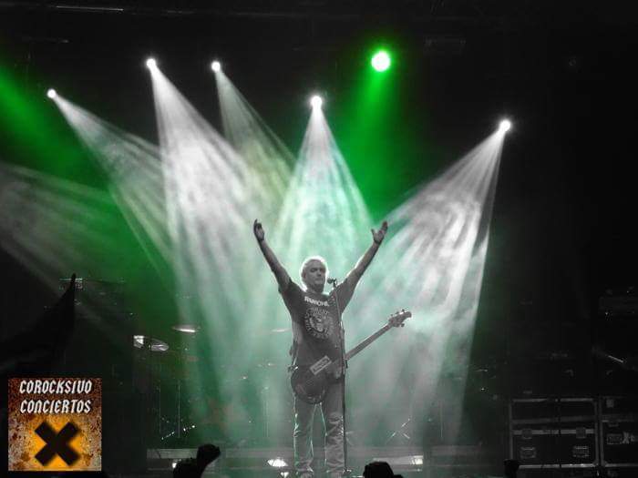 CoRocksivo's tweet photo. Algunas fotos fotos del I Pucela Rock con @reincidentesofi @ArsAmandiRock @aaamamarla y @Debakle_ 
(Más fotos en nuestro Facebook) https://t.co/w1n7FMWNGY