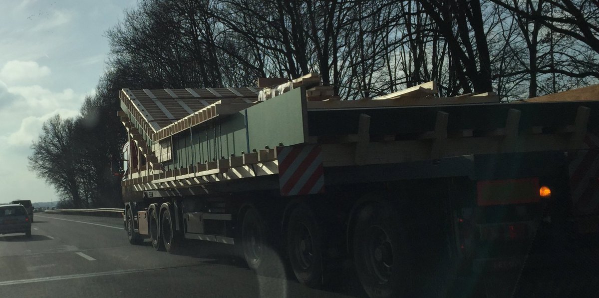 betontrap's tweet photo. Speciaal transport van #bekisting betontrap voor onze fabriek Vianen #trapmal https://t.co/U4d1XuUWHV