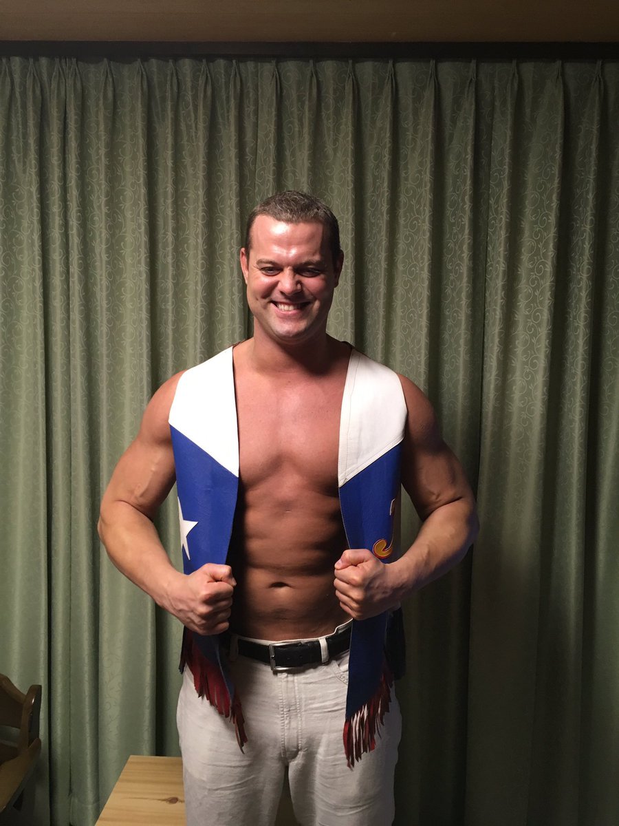 DBSmithjr's tweet photo. Came across this hidden gem from uncle Johnny Smith 👍👽💪🇯🇵 https://t.co/QZi2WAzfeE
