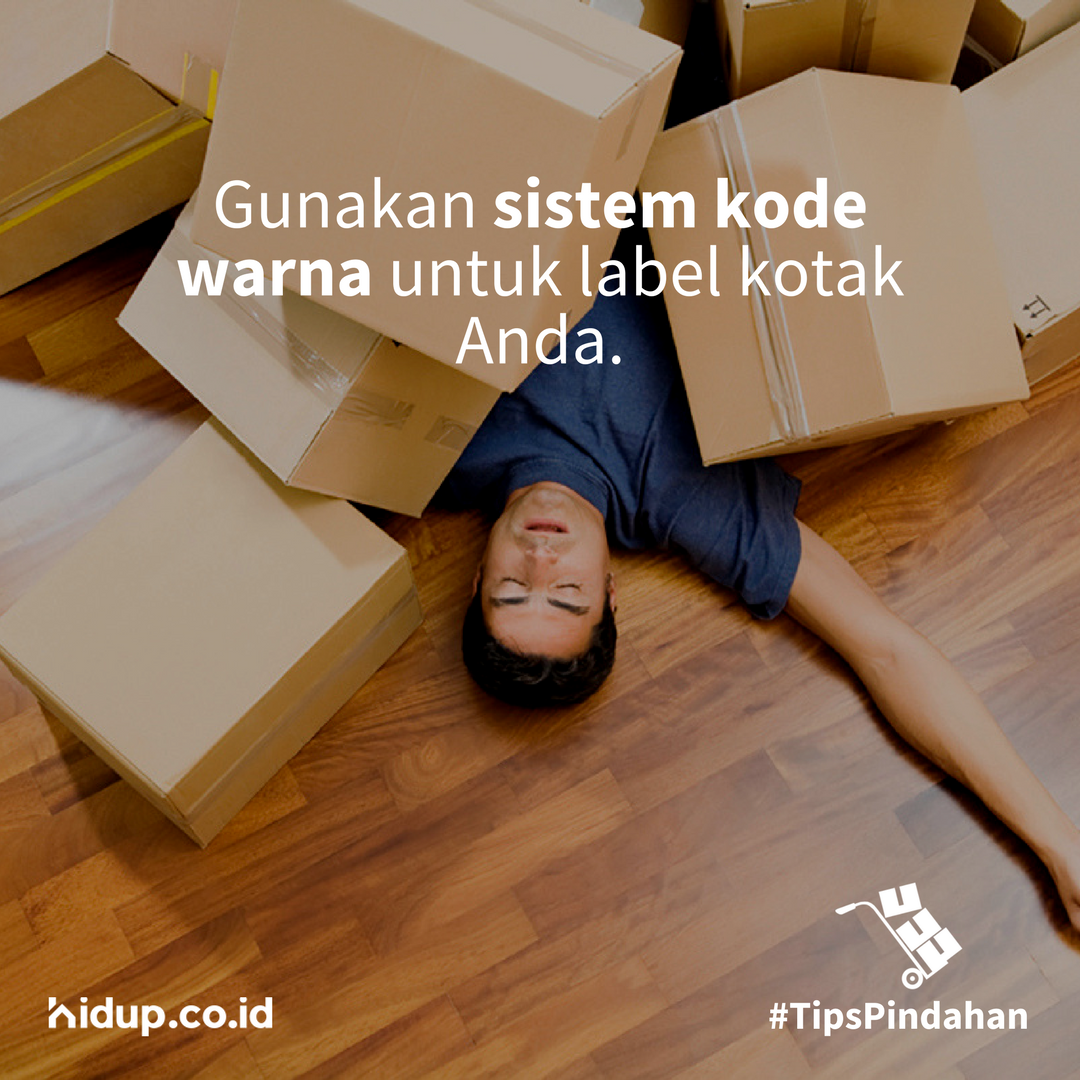 hidupid's tweet photo. Gunakan label warna-warni. Dgn menyusun sistem kode warna u/ tiap kotak, maka Anda dpt dgn mudah melacak barang apa u/ dimana. #TipsPindahan https://t.co/CZ5EvnUMB6