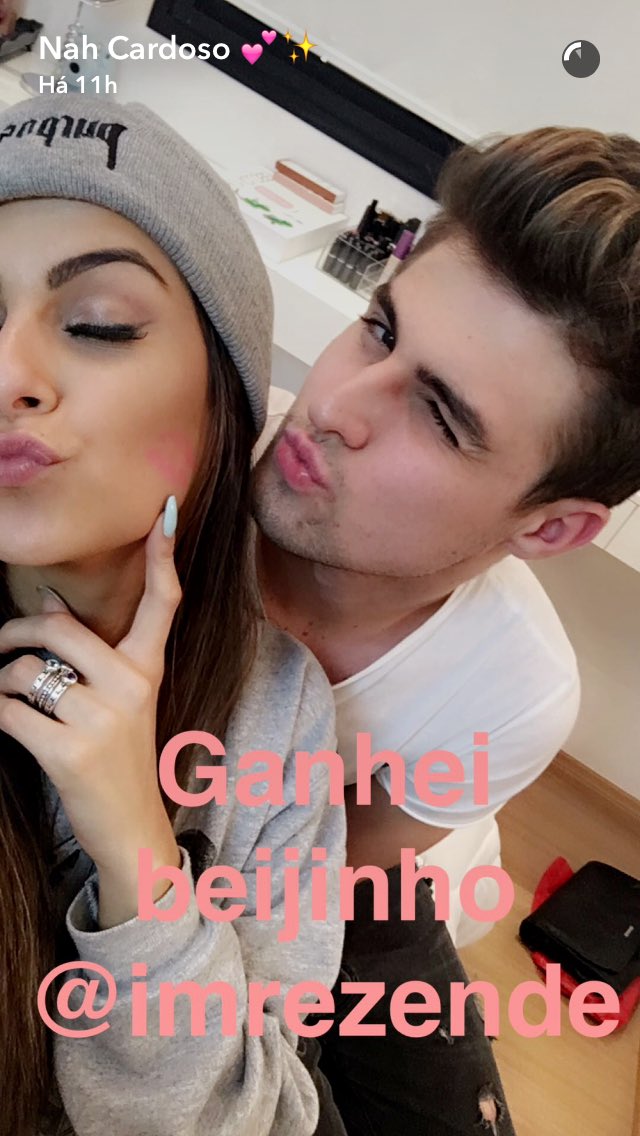 armiyane's tweet image. Rt por estes lindos #KCAPersonalidadeBR #Rezendeevil