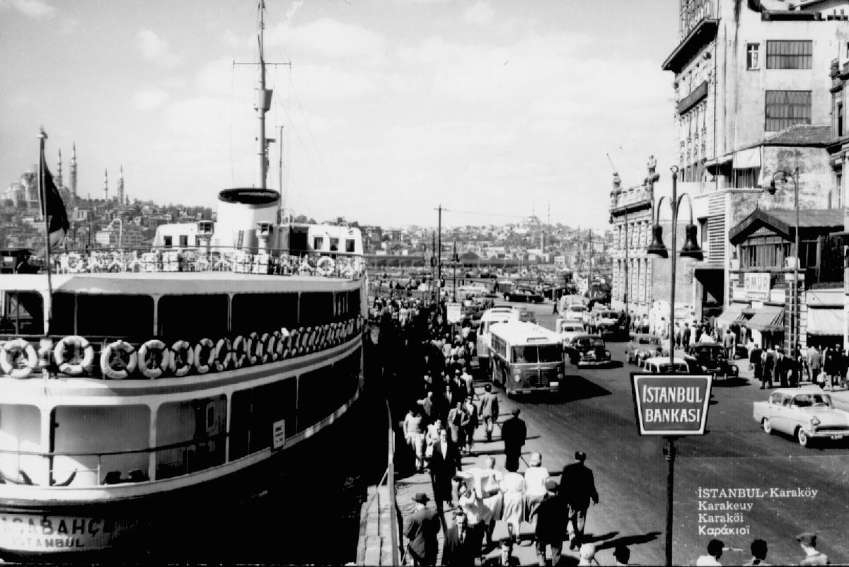 Karaköy Pier, İstanbul, 1955
Photograph by: Y. Gizi
#SALTResearch, Photograph Archive