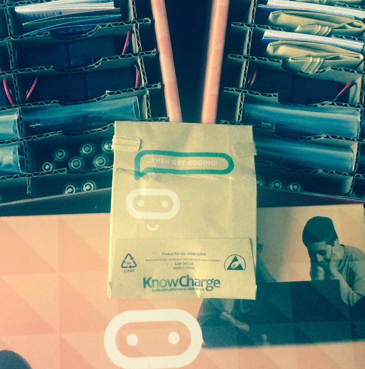 microbitpolska's tweet photo. Ready for Gliwice! https://t.co/M5p1qXSOsZ
@superbelfrzy @bileszka @microbit_edu @ThePSF https://t.co/FnoXiQf83f