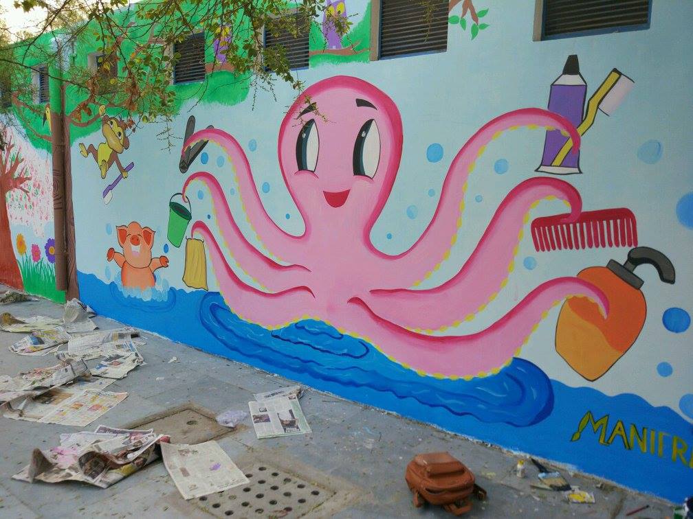 Ayushi0103's tweet photo. A week spent well painting a Jan Parisar in Sultanpuri area under #ProjectRaahat. Got covered by RED FM @rjraunac. https://t.co/ACAnUvZumK