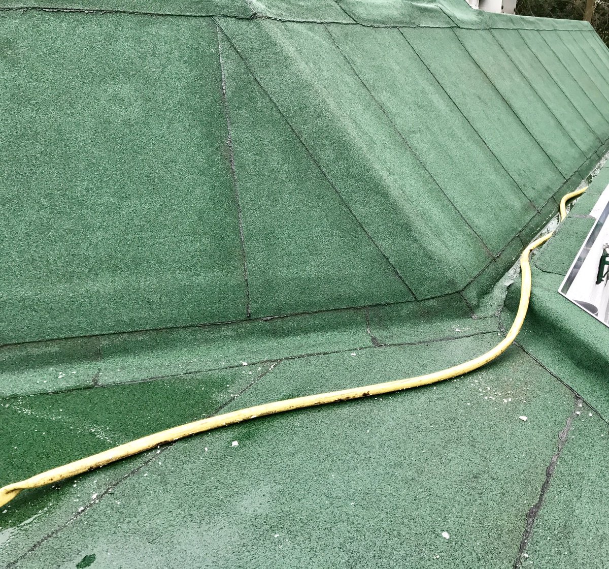 kewodak's tweet image. Groene dakbedekking als het groen moet zijn 😉 #dakdekker #dakbedekker #renovatie #dak #horeca