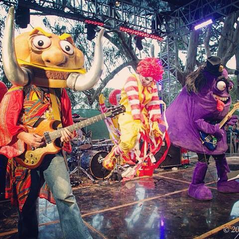 897theriver's tweet photo. We can't make this up! drive-thru metal band @MacSabbath @Waiting_Room 3/8 w/ @metalachi &amp; Okily Dokily. Tickets at https://t.co/wIWBHrsmBp https://t.co/nt1pIcLdUg