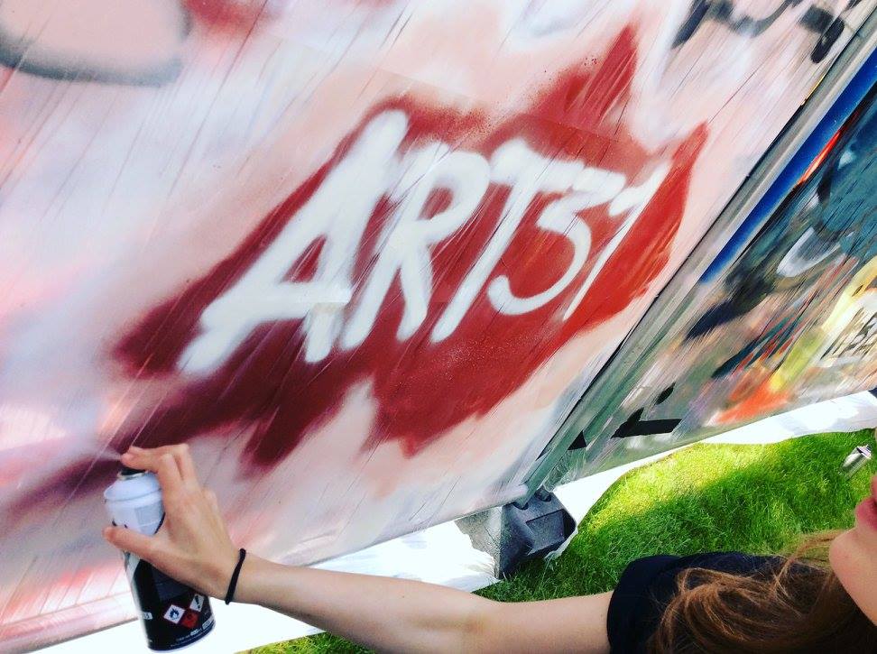 Art31Kent's tweet photo. How would £1000 help you work with young people? Applications are now open for ART31 Seed Funding! Details --> https://t.co/LDg2Qd7ldl https://t.co/UecAxKgXmu