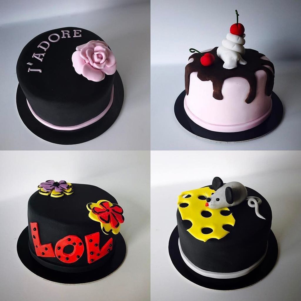ManiaDelou's tweet photo. Mini cakes.... Jar 2106777776... #jarmates #cakestagram #cakedesign #fondantcake #cake🎂 #cakeart https://t.co/VjjQBZ9TEv