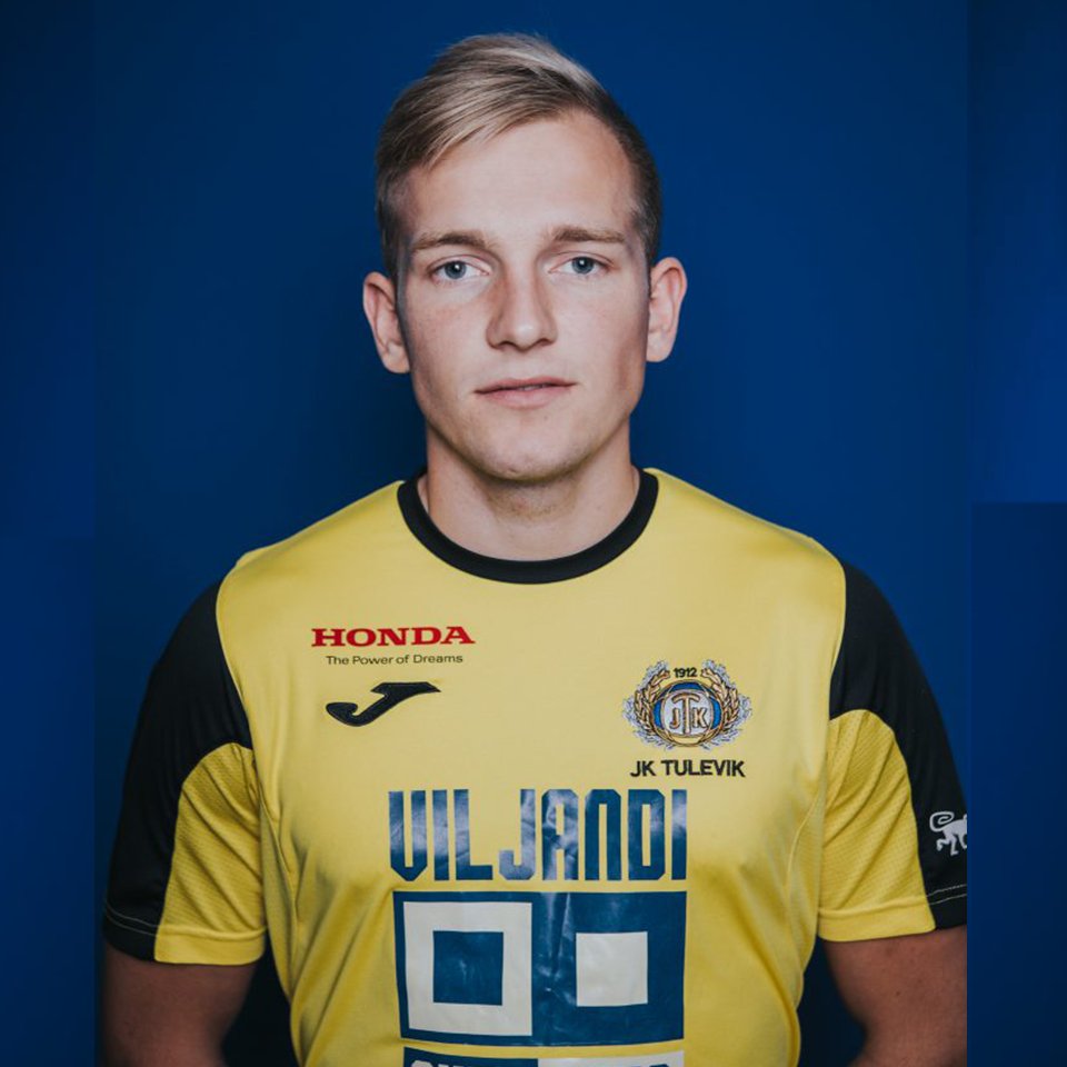 LevadiaFCI's tweet photo. @LevadiaFC eest mängib @eestijalgpall Taliturniiri mängus @FCFTallinn vastu #Viljandi #JKTulevik 22-aastane keskpoolkaitsja Robert Taar. https://t.co/dTUSqeVDYm
