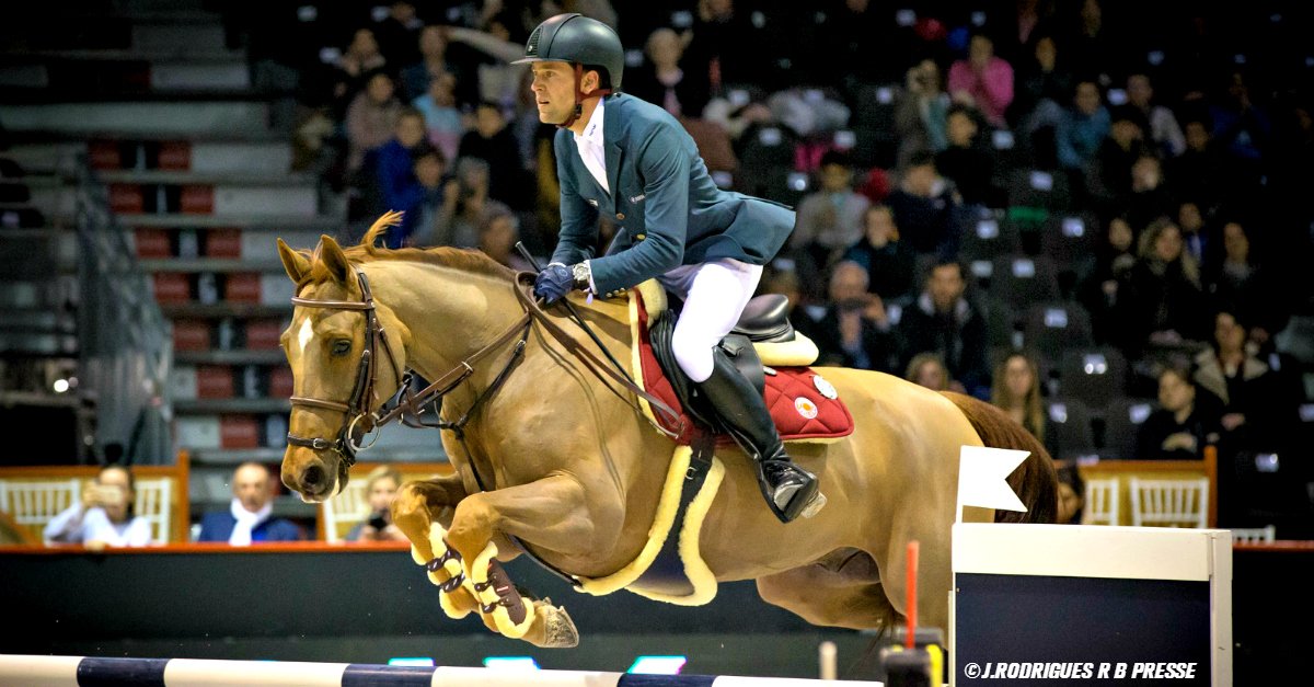 equidia's tweet photo. #RyanIsBack Le crack de @SimonDelestre est de retour pour la 1ère fois sur les terrains de concours au @JumpingBordeaux ⭐️ #JumpBDX https://t.co/TNmX5na8hY