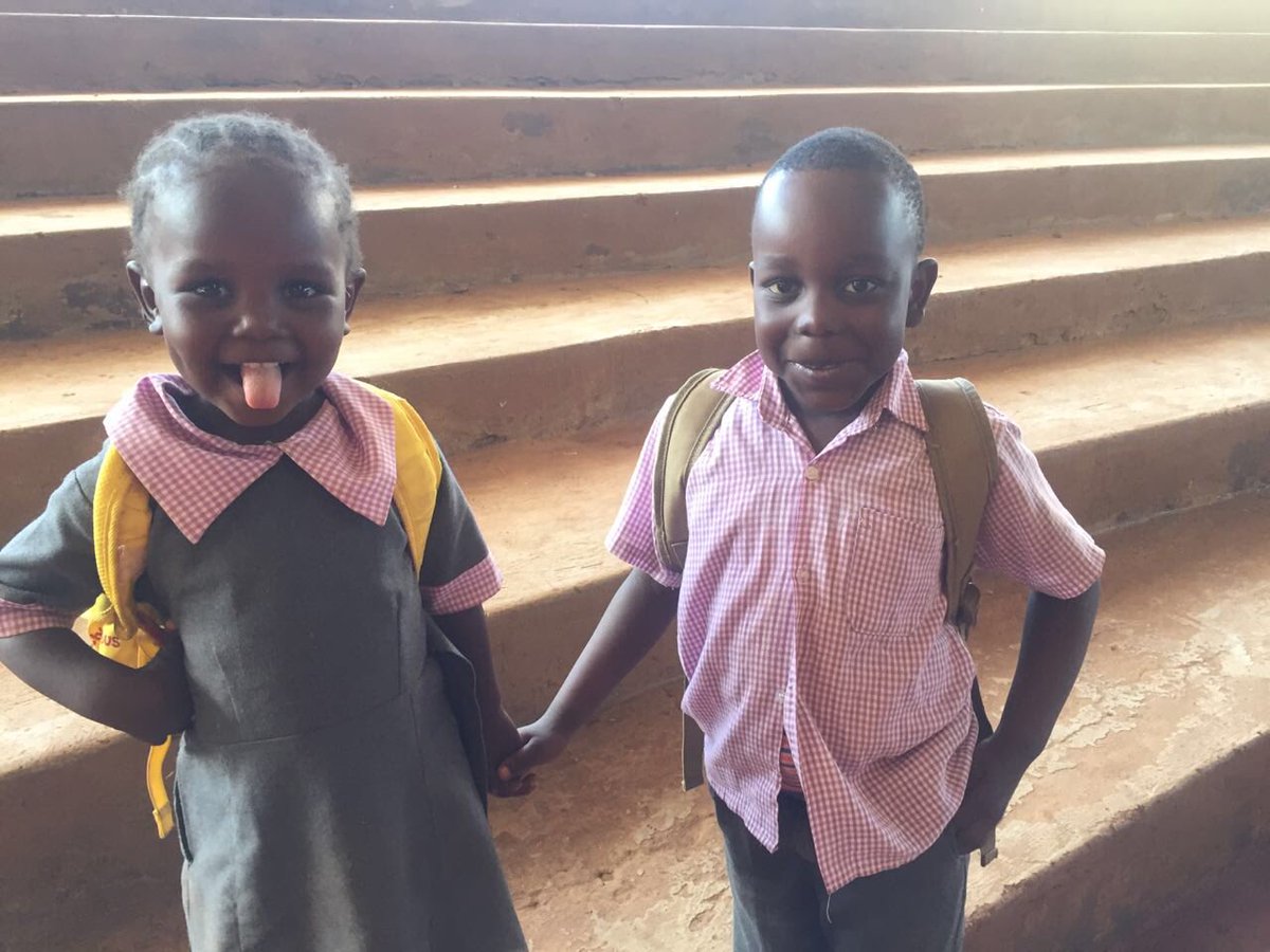 DebilderlingR's tweet photo. I just love the positive energy of the children of @GhettoClassicsK #Korogocho Can't wait for #SafaricomJazz to hear them &amp; keep supporting https://t.co/InNbej4iiF