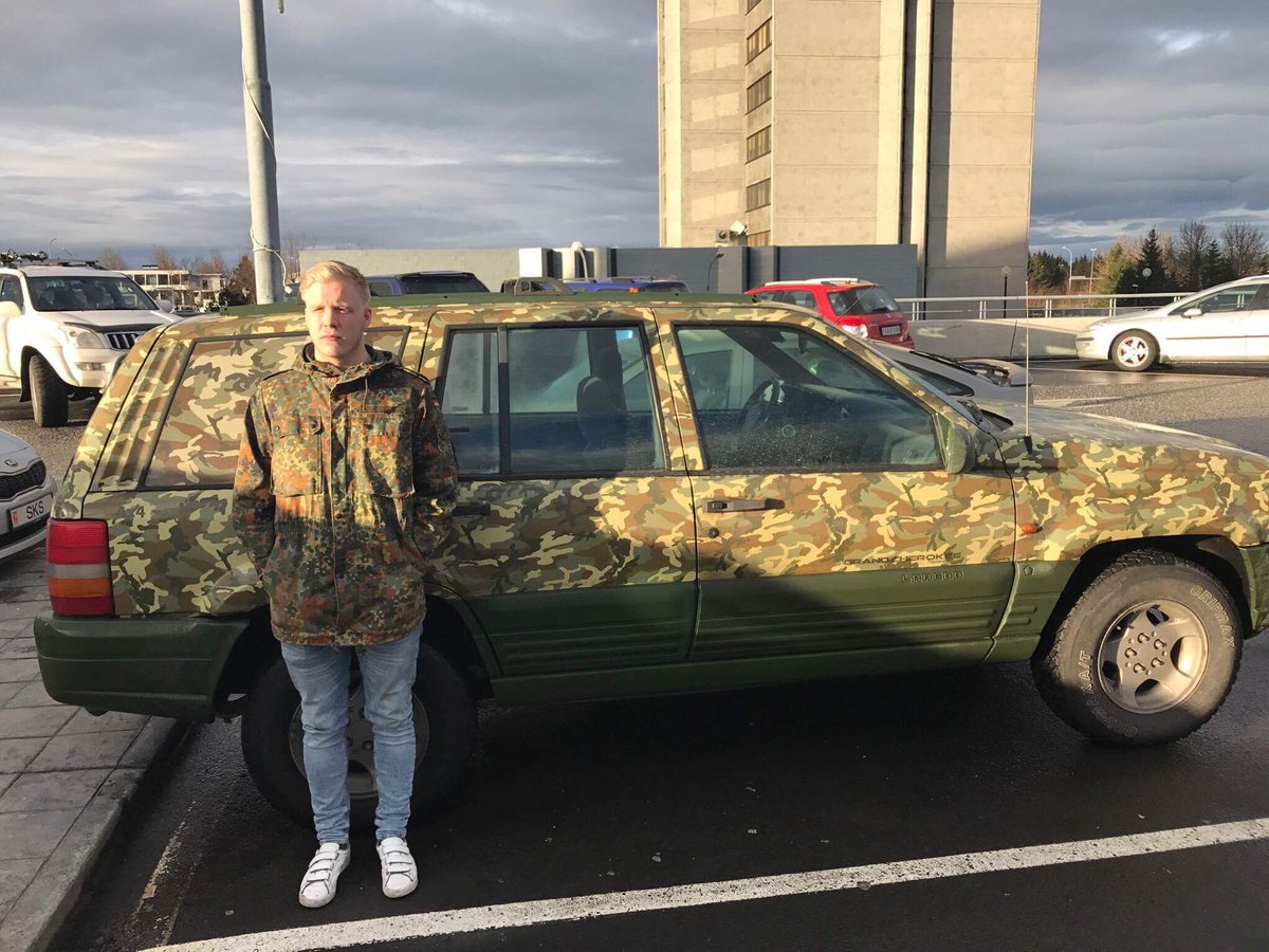 Þegar hún segist ekki vilja sjá þig aftur Vol.2 <a href="/fannarasgeirs/">Fannar Ásgeirsson</a>