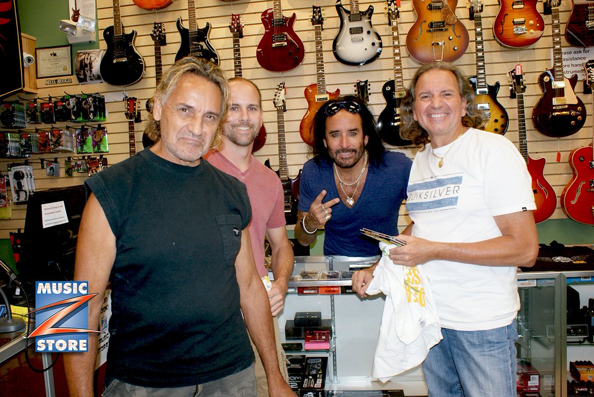 VV_Instruments's tweet photo. Here's a photo of our amazing staff at VVMI! https://t.co/h4DpKdiLAq