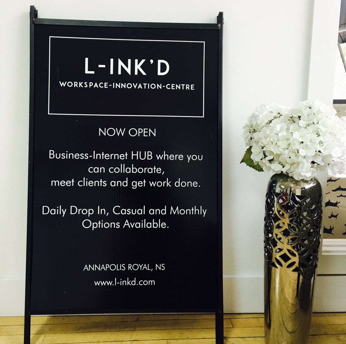 LinkdSpace's tweet photo. Happy Friday! https://t.co/p0Q42xYviK