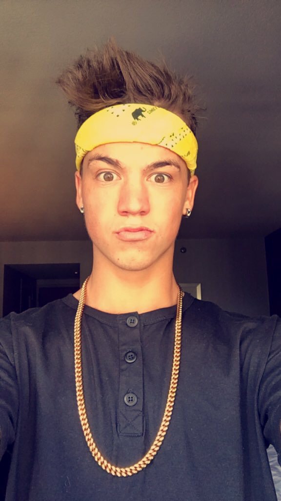 Happy bday Taylor caniff 