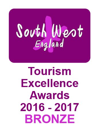 DunkeryBeaconCH's tweet photo. …we also scooped bronze in Small Hotel/Boutique Accommodation of the Year category, hooray! @swtourismawards #SWTAwards https://t.co/N972PfSqWa