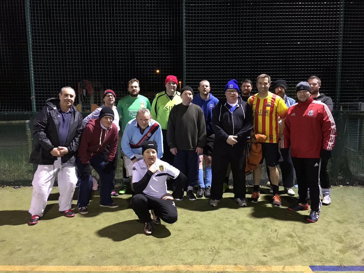 WalkingIsa's tweet photo. 8200 steps and 540 calories later! #walkingfootball #nonathletic https://t.co/sevx44H6uK