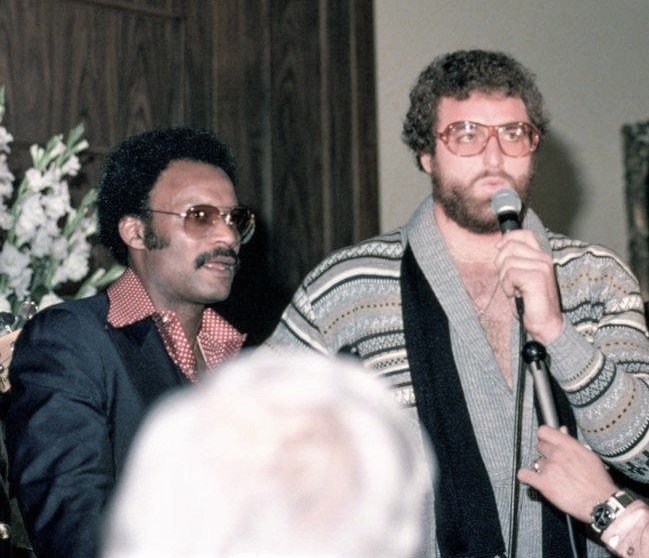 NFLMAVERICK's tweet image. #Raiders Willie Brown &amp;amp; John Matuszak