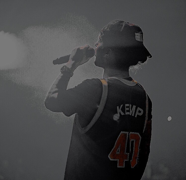 daddyrusss's tweet photo. king https://t.co/9FhI6rEcTB