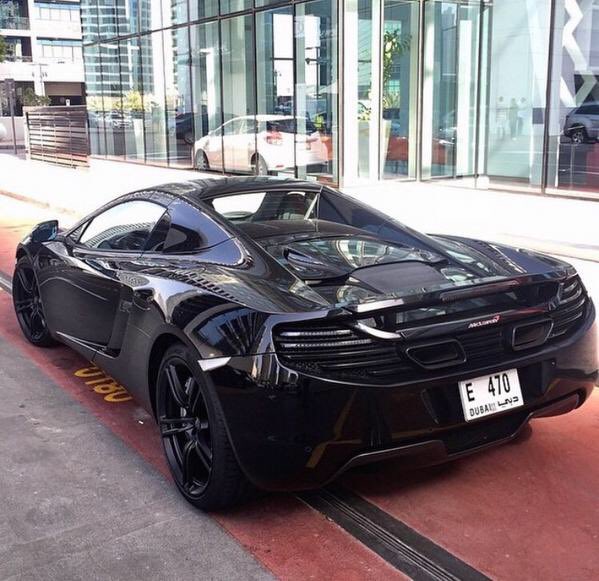 CarGoals__'s tweet image. Blacked out McLaren