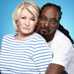 TacticalPromo's tweet image. #technologySecond T-Mobile Super Bowl 51 ad stars pals Snoop Dogg and Martha Stewart dlvr.it/NHF92K #news