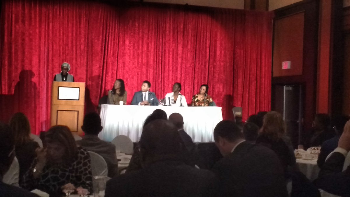 AkomaAfroDance's tweet photo. Discussing the state of affairs of the black community in #Peelregion  with amazing community leaders #bcacroots #blackfuturemonth #bhm https://t.co/O7bKbnYeIh