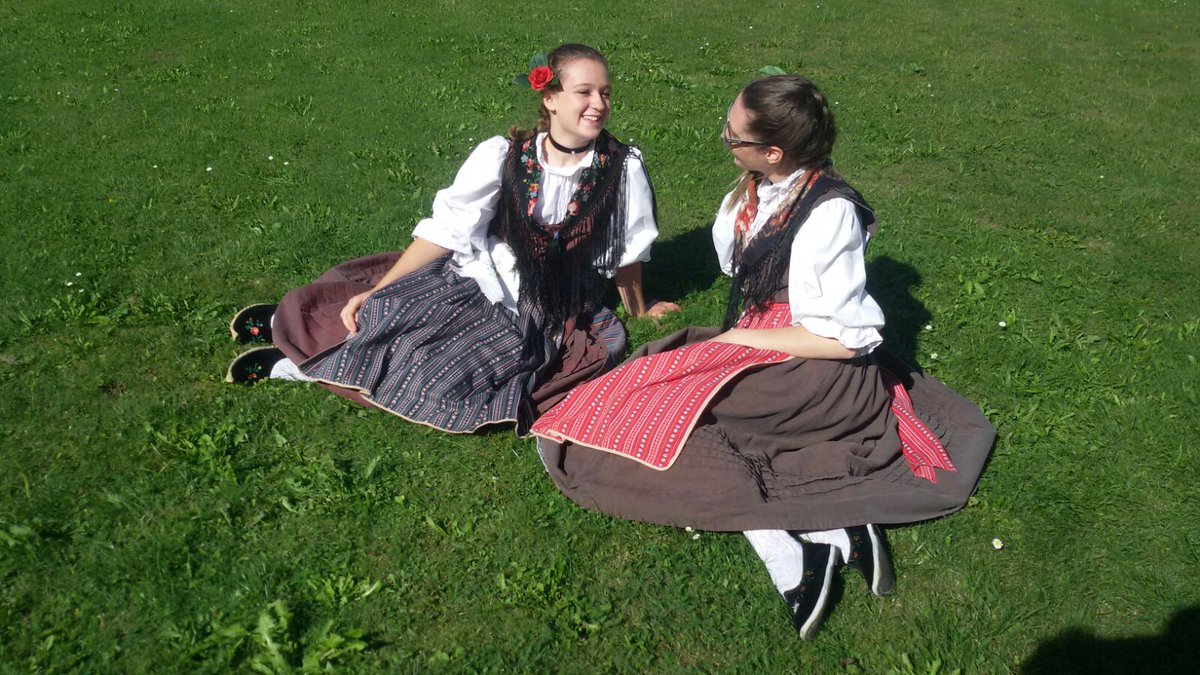 1965BdR's tweet photo. I #Balarinsderiviere a #Mauthen al #kasefestival2016
#folklore #friuli #FVGlive #fvg #traditions #austria #dance #italy https://t.co/LbJ5kDqosL