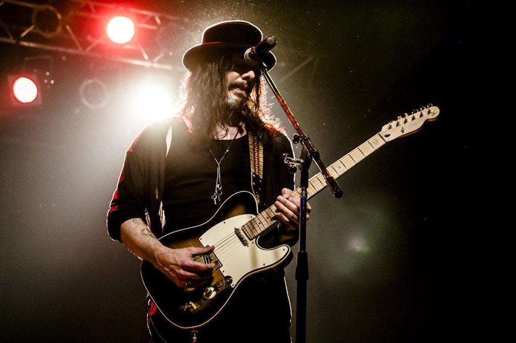 Happy Birthday Mr. Richie Kotzen!!!      