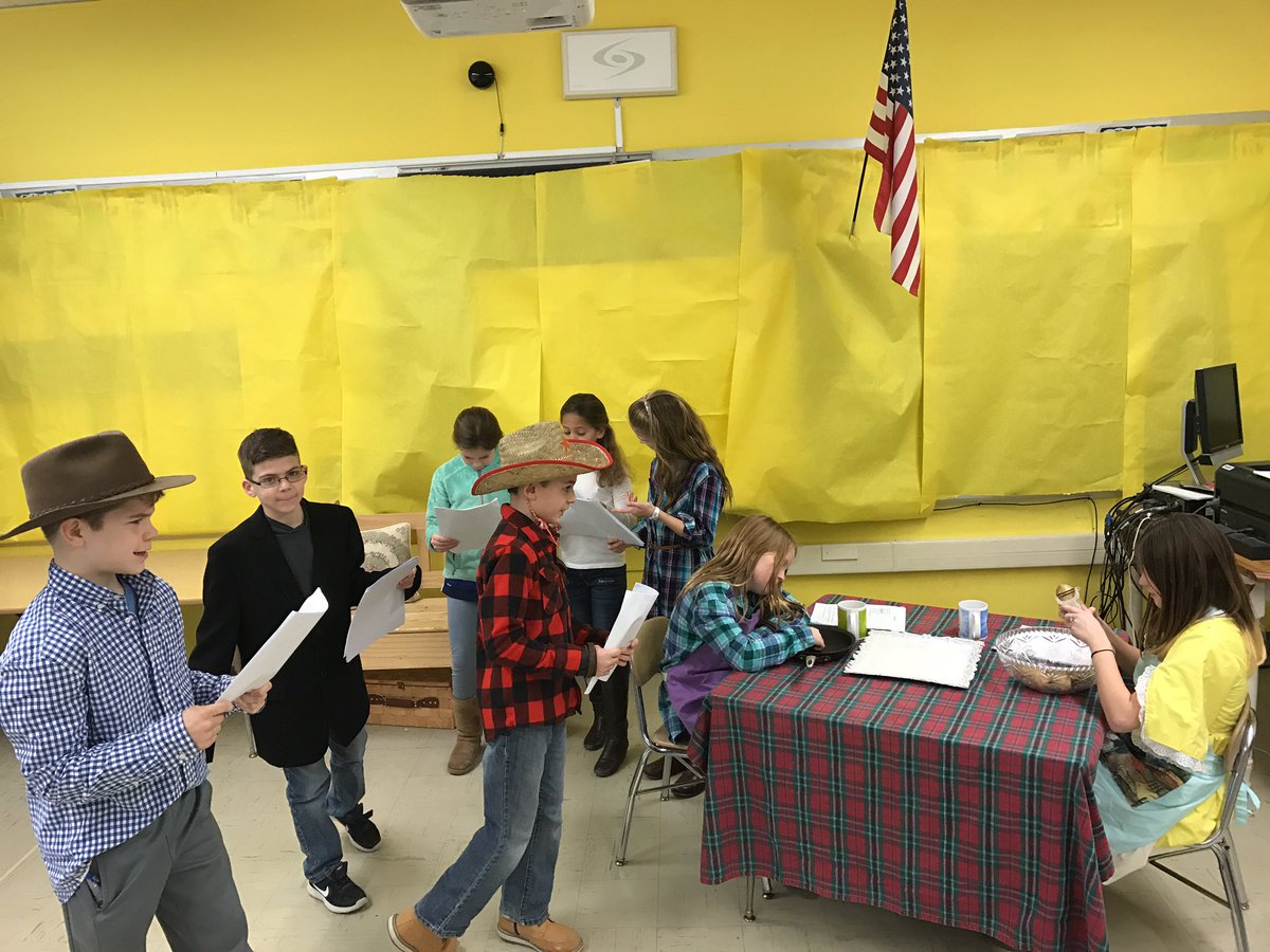 Bringing our novels to life in 4th grade!#MTPSpride @SouthAPLeone #nutswampnation