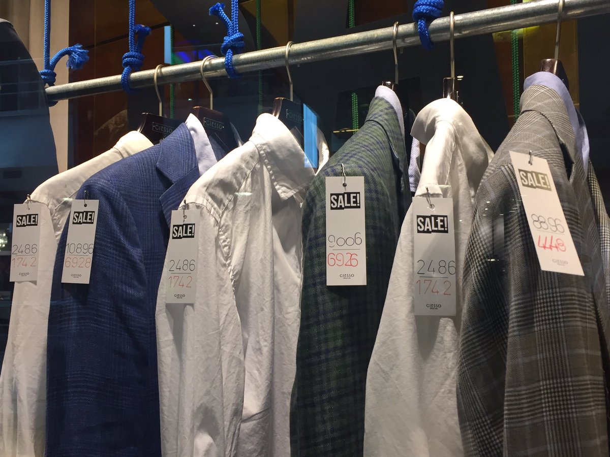 noelkleinberg's tweet photo. #Sale de #Giesso: precios internacionales de #Armani, calidad similar #H&amp;M! Tanta cara de tontos tenemos los #consumidores argentinos? https://t.co/TnqVfKVVZY