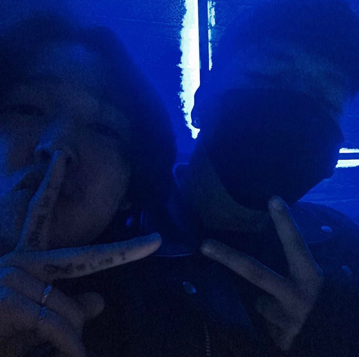 KhunJoke_e's tweet photo. อยู่ดีดี คิ้วมันก็กระตุกขึ้นเอง😠😡😡 555555555 https://t.co/hVgzXnoKzL