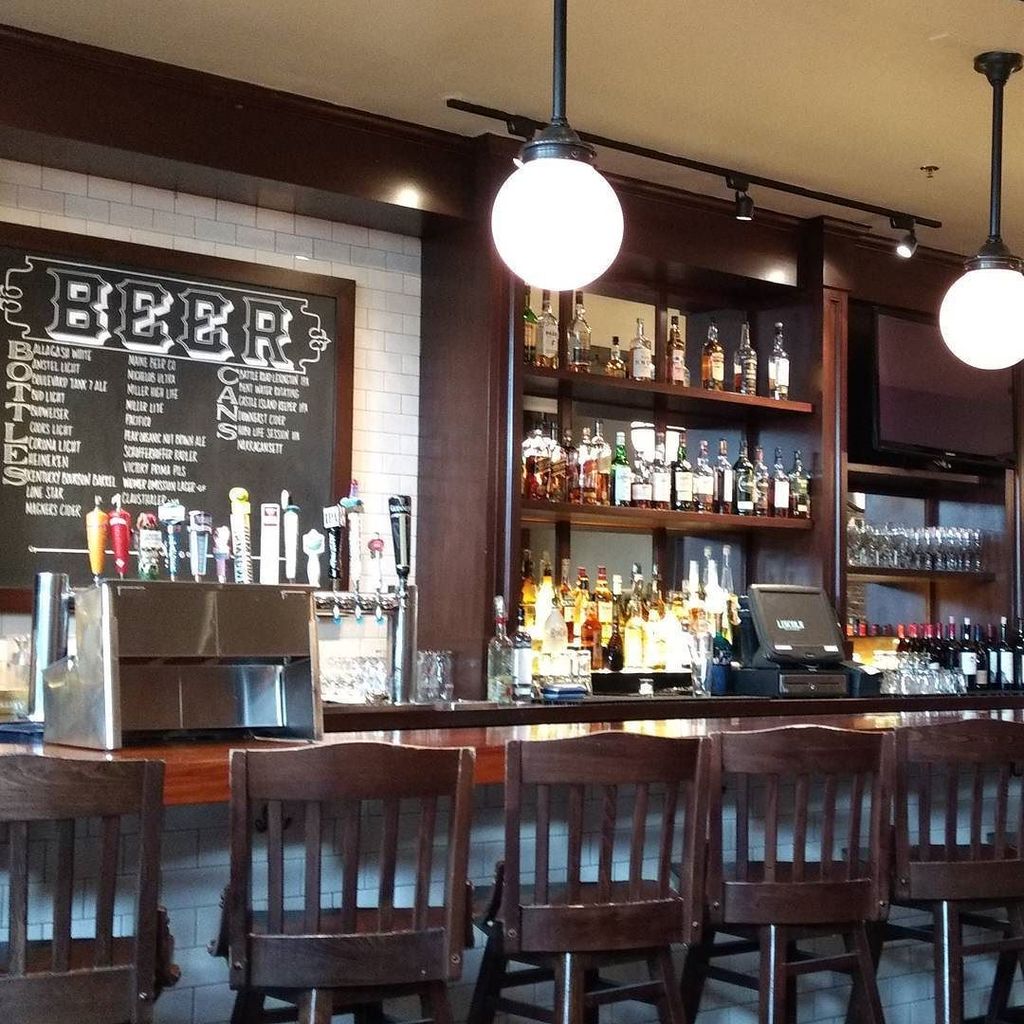 QuirkyFusion's tweet photo. Brunch at Lincoln Tavern. #brunchtestkitchen #hosted https://t.co/uSVO9VcaGE https://t.co/K5PFGzAP2a