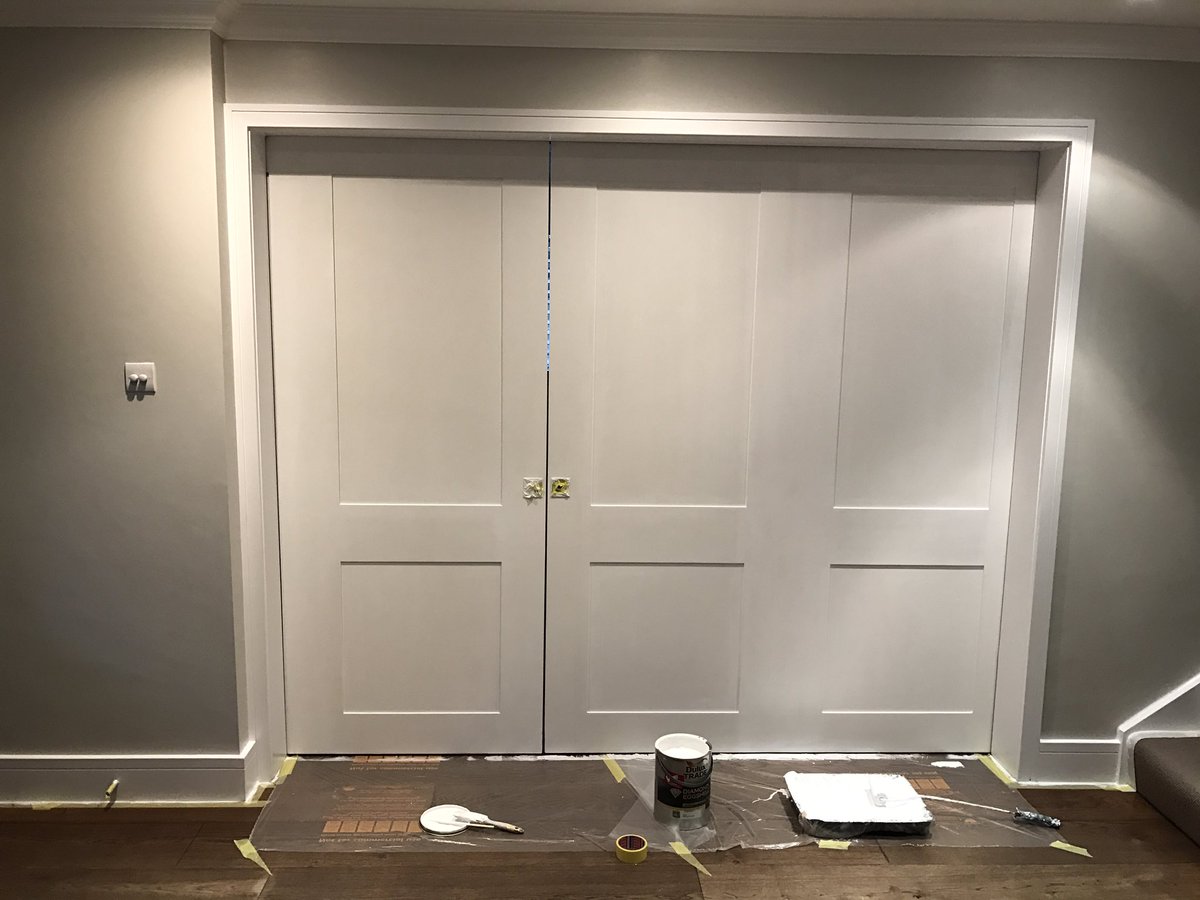 BespokeDecorUK's tweet photo. First coat #diamondEggshell on the lower level of the #hallway #client wish is my command second coat tomorrow @DuluxTrade #DiamondEggshell https://t.co/RiX3pBoeln